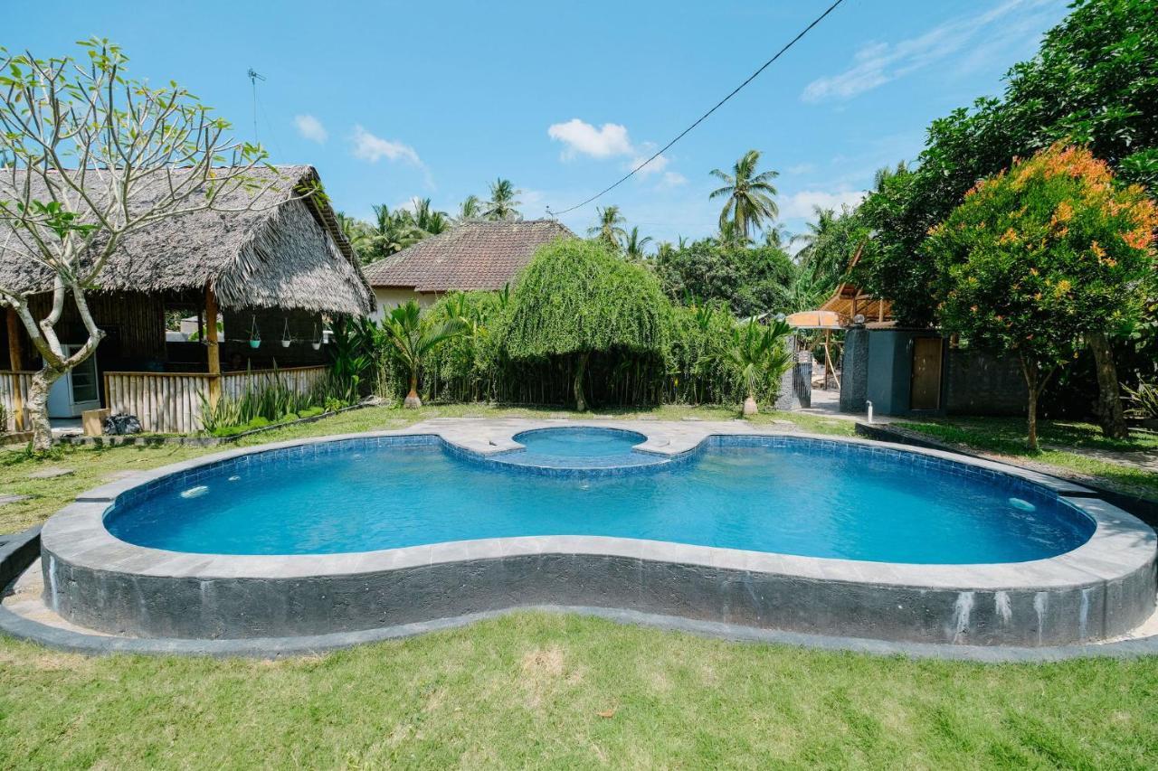 Adi Bungalow Nusa Penida RedPartner Ped Bagian luar foto