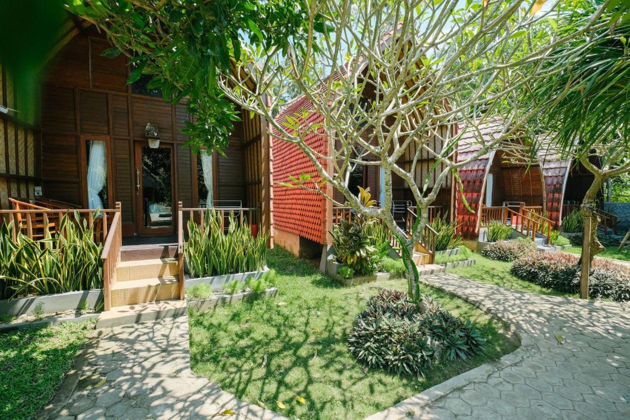 Adi Bungalow Nusa Penida RedPartner Ped Bagian luar foto